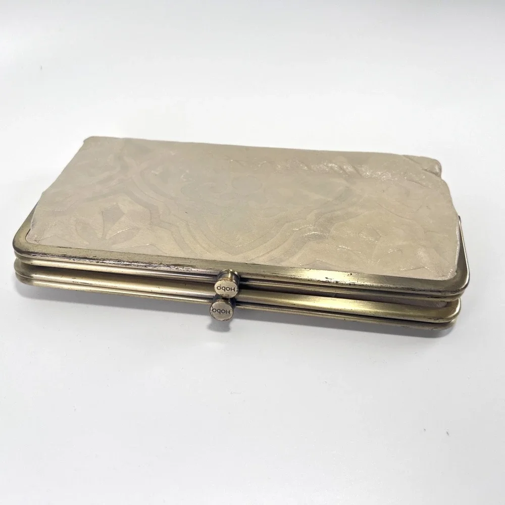 Hobo Double Frame Embossed Leather‎ Clutch Lauren Wallet In Off-White
